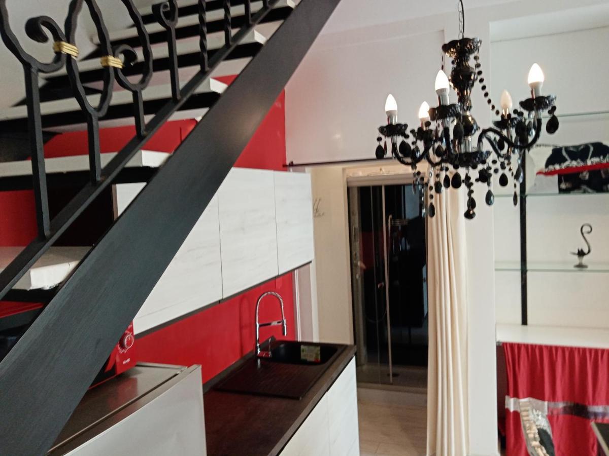 Einaudi 56 Guest House Кальяри Экстерьер фото
